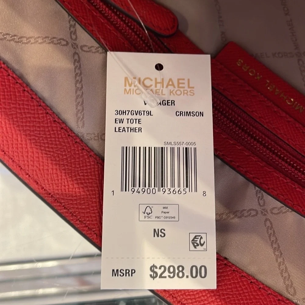 Michael Kors Voyager Saffiano Leather Tote Bag Style# 30H1GV6T4T NWT Crimson